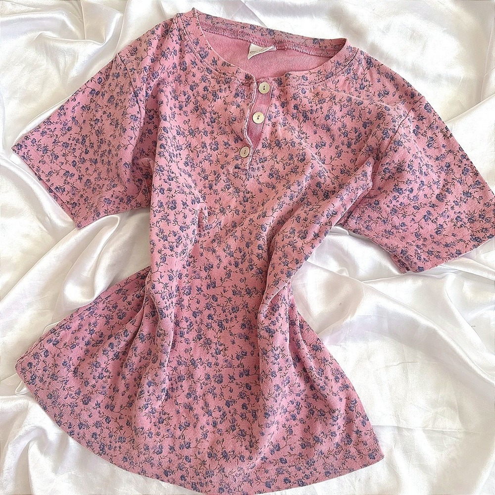 Cherokee Vintage Pink Floral Henley Top Short Sleeve Ribbed Ditsy Print Medium